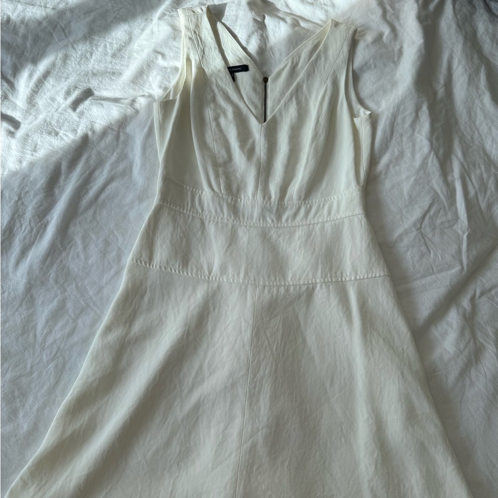 Judith & Charles White Sleeveless V-Neck Fit & Flare Dress Size 2